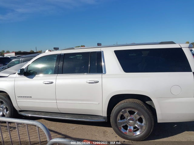 Chevrolet Suburban Premier 2018 1GNSCJKC9JR100356 Image 14