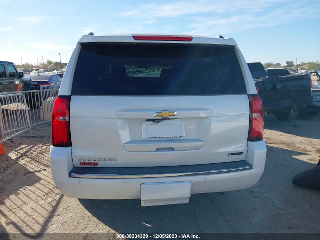 Chevrolet Suburban Premier 2018 1GNSCJKC9JR100356 Image 16