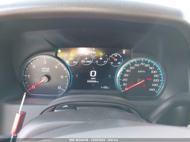 Chevrolet Suburban Premier 2018 1GNSCJKC9JR100356 Image 7