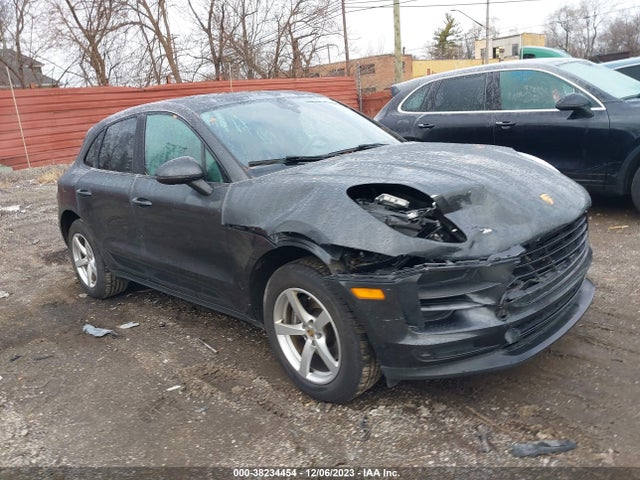 2020 PORSCHE MACAN WP1AA2A52LLB07804 Photo 0