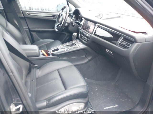 2020 PORSCHE MACAN WP1AA2A52LLB07804 Photo 4