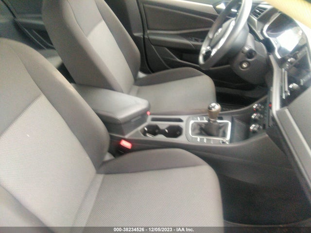 2019 VOLKSWAGEN JETTA 1.4T S VIN: 3VWN57BU0KM180481