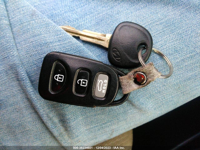 2014 HYUNDAI ELANTRA SE VIN: 5NPDH4AE7EH539706