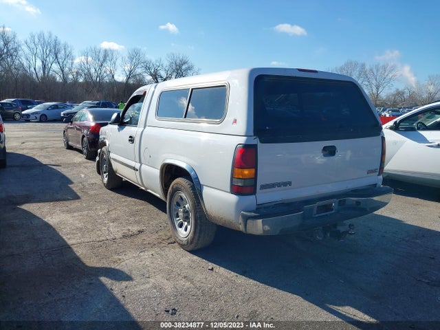2006 GMC SIERRA 1500 SL VIN: 3GTEC14V16G213911