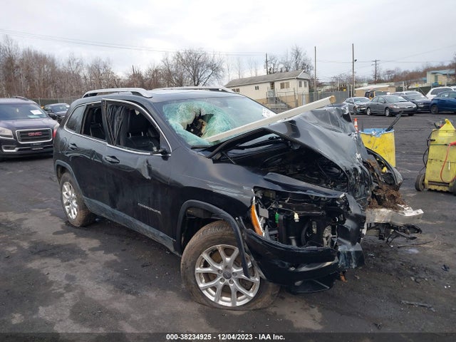 2015 JEEP CHEROKEE LATITUDE VIN: 1C4PJMCS1FW582051
