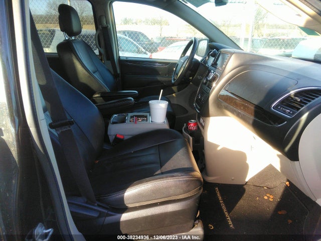 2016 CHRYSLER TOWN & COUNTRY TOURING VIN: 2C4RC1BG8GR213308