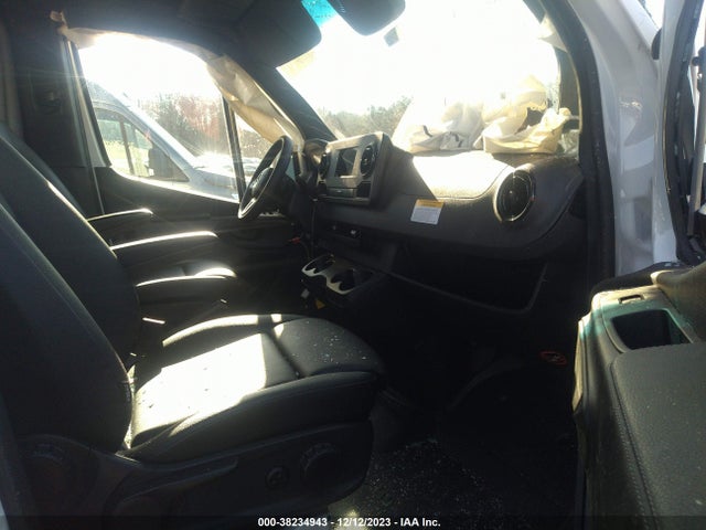 W1Y4DCHY4NT092359 Mercedes-Benz Sprinter 2500 High Roof I4 Diesel