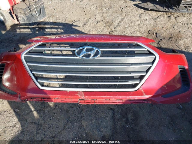 Hyundai ELANTRA SE 2018 5NPD74LFXJH239158 Image 11