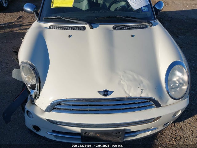 2006 MINI COOPER WMWRF33516TG16103 Photo 9