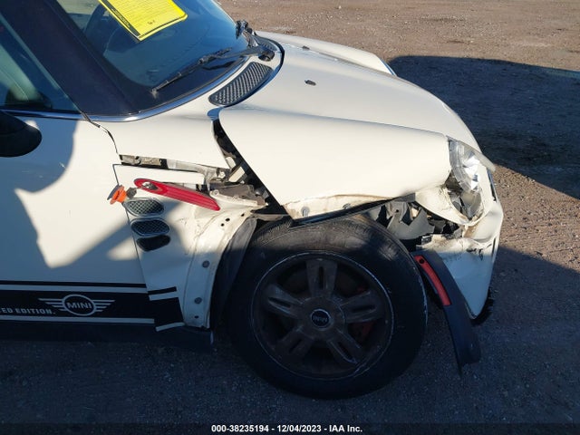 2006 MINI COOPER WMWRF33516TG16103 Photo 5