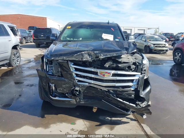 1GYS3BKJ3KR124189 Cadillac Escalade Luxury