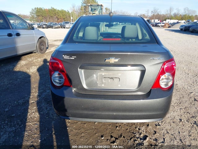 Chevrolet Sonic Ls Auto 2016 1G1JA5SH7G4184138 Image 16