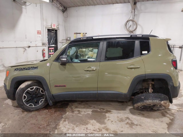 2015 JEEP RENEGADE TRAILHAWK VIN: ZACCJBCT3FPB77219