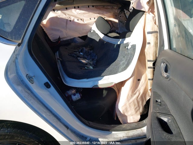Nissan SENTRA S 2018 3N1AB7AP9JY277923 Image 8