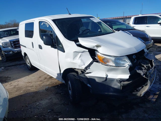 2017 3N63M0YN3HK716944 main image