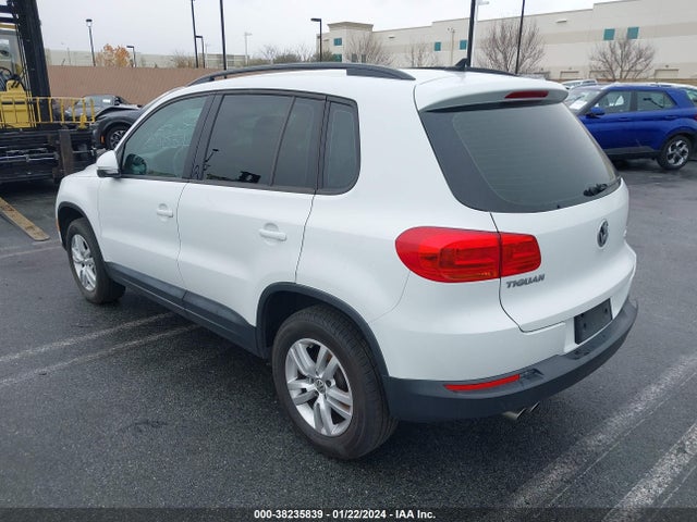 2015 VOLKSWAGEN TIGUAN S VIN: WVGAV7AX7FW592914