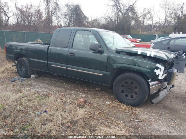 2005 CHEVROLET SILVERADO 1500 LS VIN: 1GCEC19T85E153722