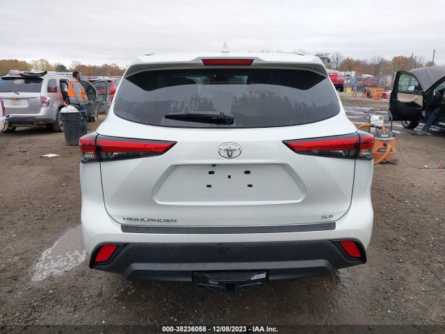 Toyota Highlander Xle 2022 5TDGZRAHXNS538920 Image 16