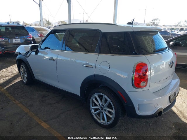 2016 MINI COUNTRYMAN WMWZC3C50GWT08684 Photo 2