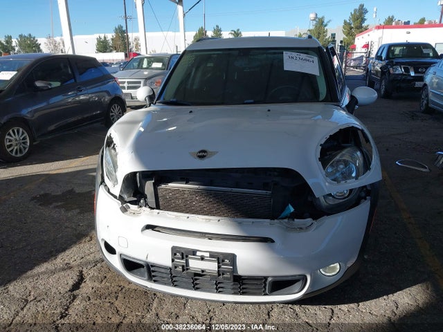 2016 MINI COUNTRYMAN WMWZC3C50GWT08684 Photo 5