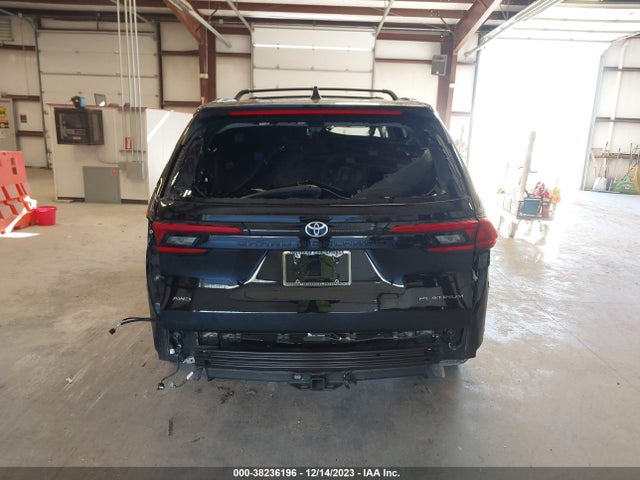 Toyota Grand Highlander Platinum 2024 5TDAAAB56RS003950 Image 16