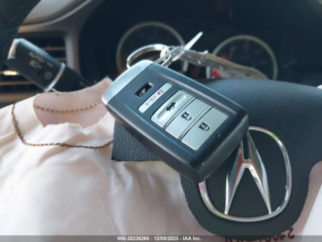 19UDE2F43JA008695 Acura Ilx Special Edition
