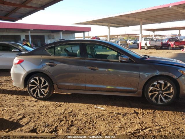 19UDE2F43JA008695 Acura Ilx Special Edition