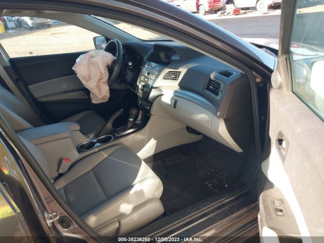 19UDE2F43JA008695 Acura Ilx Special Edition