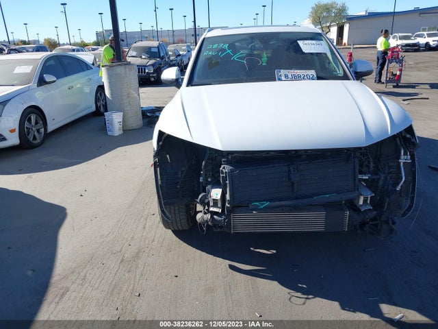 WA1BNAFY6K2017982 Audi Q5 45 Premium