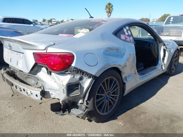 JF1ZNAA16E9701334 Scion Fr-s Base (m6)