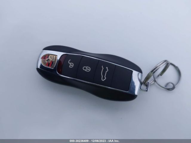 2016 PORSCHE MACAN WP1AB2A51GLB48024 Photo 10