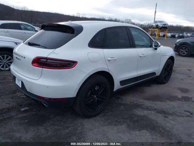 2016 PORSCHE MACAN WP1AB2A51GLB48024 Photo 3
