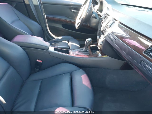 2009 BMW 328I VIN: WBAPH73519A173800