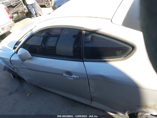 2005 HYUNDAI TIBURON GT/SE VIN: KMHHN65F55U169141