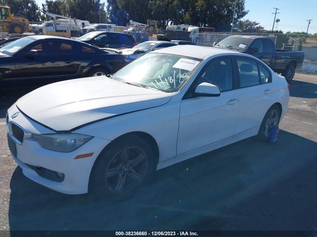WBA3C1C56EK112960 BMW 328I