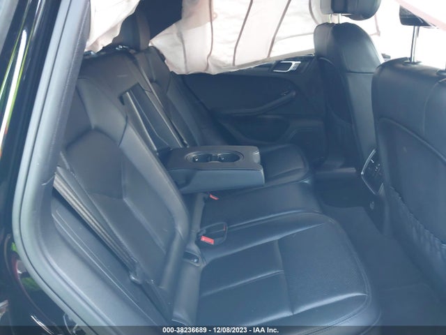 2018 PORSCHE MACAN WP1AA2A50JLB08639 Photo 7