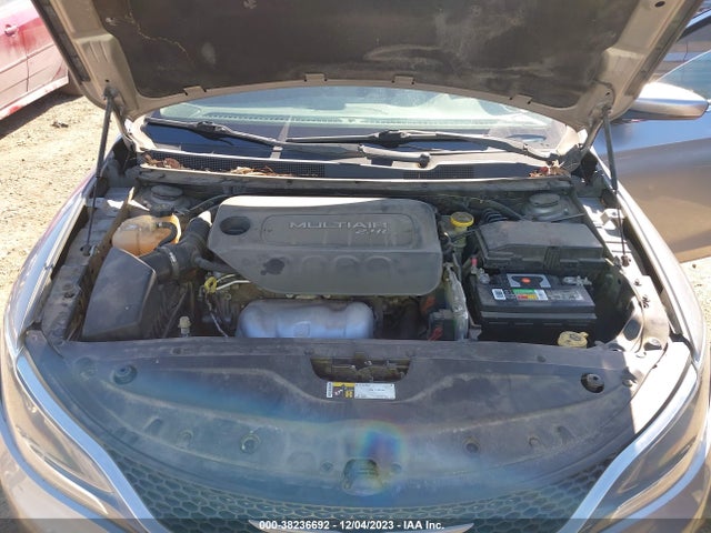 Chrysler 200 Limited 2015 1C3CCCAB1FN681338 Image 10