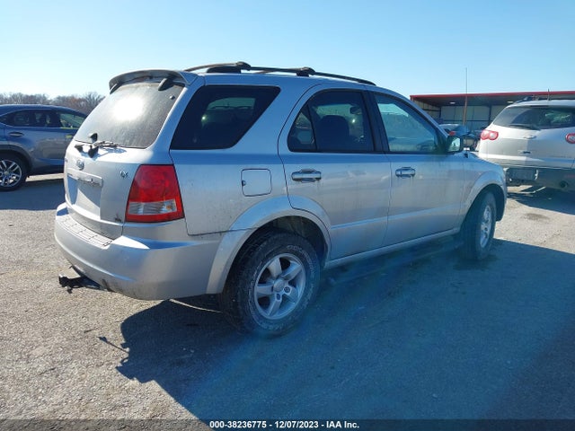 2006 KIA SORENTO EX/LX VIN: KNDJC733265638157