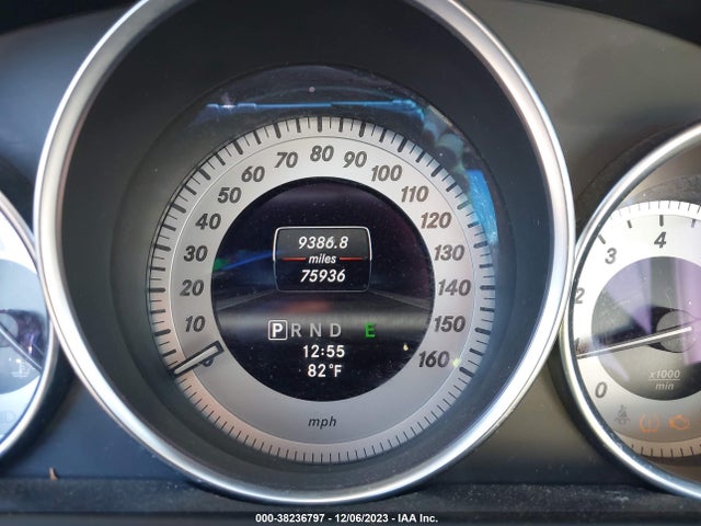 2013 MERCEDES-BENZ C 250 SPORT/LUXURY VIN: WDDGF4HB2DR288833