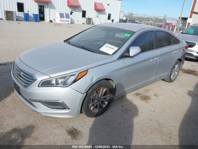 2016 HYUNDAI SONATA SE VIN: 5NPE24AF4GH372271