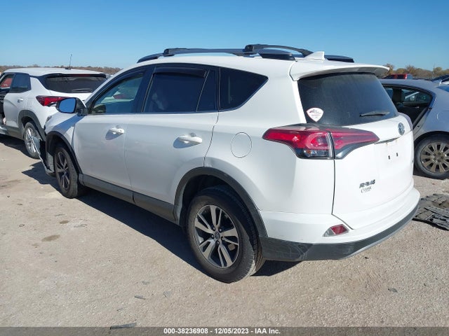 2018 TOYOTA RAV4 XLE VIN: JTMWFREV5JD133221