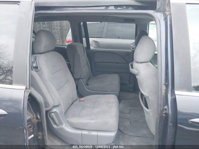 2005 HONDA ODYSSEY EX VIN: 5FNRL384X5B111204