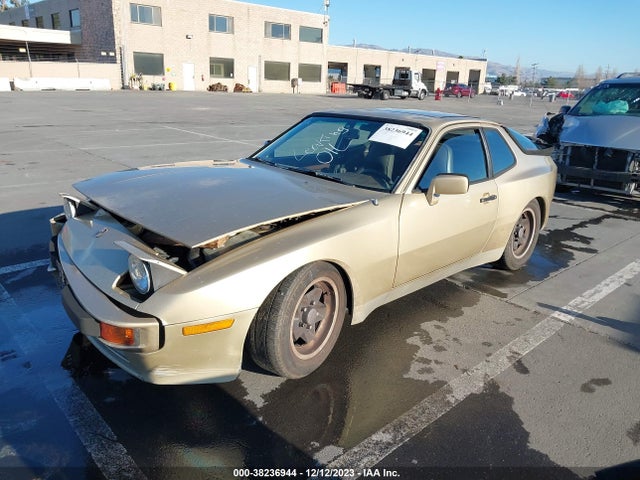1984 PORSCHE 944 WP0AA0946EN451449 Photo 1