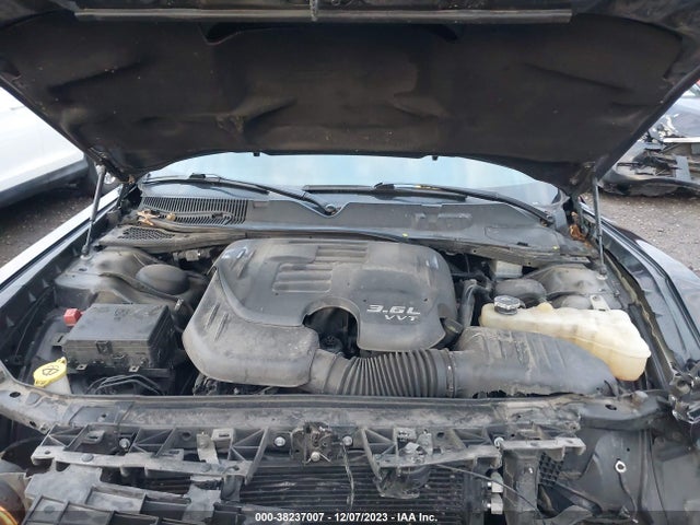 Dodge Challenger Sxt 2018 2C3CDZAG9JH130992 Image 10
