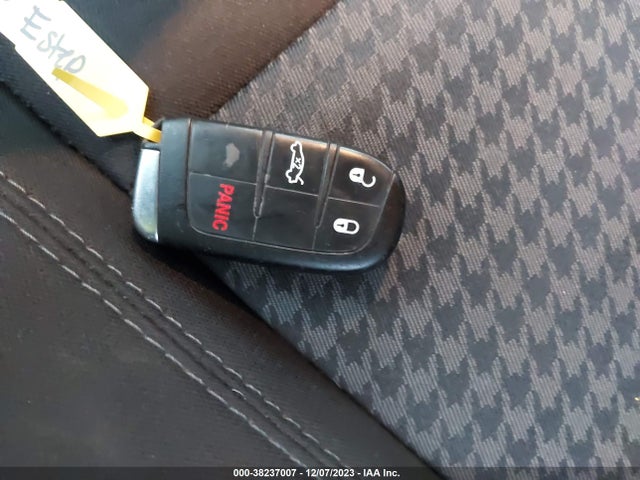 Dodge Challenger Sxt 2018 2C3CDZAG9JH130992 Image 11