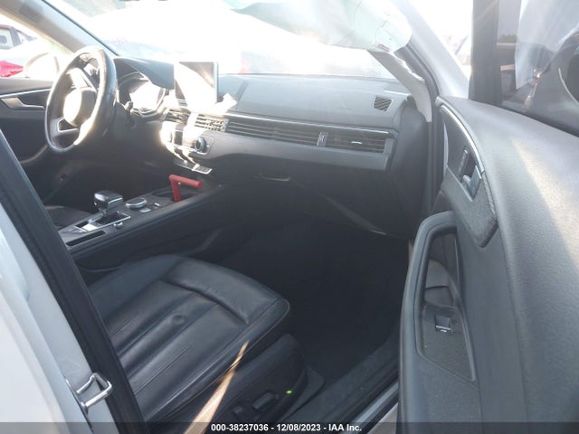 WAUHMAF44KN004398 Audi A4 40 Premium