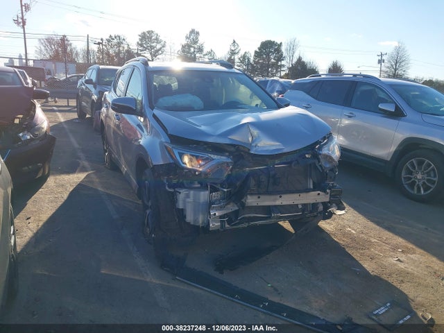 Toyota Rav4 Xle 2018 JTMWFREV2JJ197332 Image 1