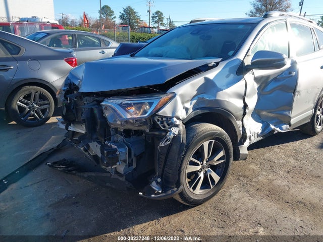 Toyota Rav4 Xle 2018 JTMWFREV2JJ197332 Image 6