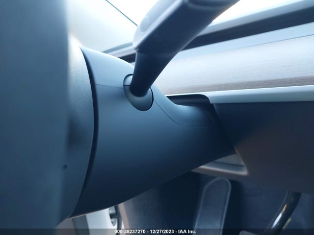 7SAYGDEE9PA155636 Tesla Model Y