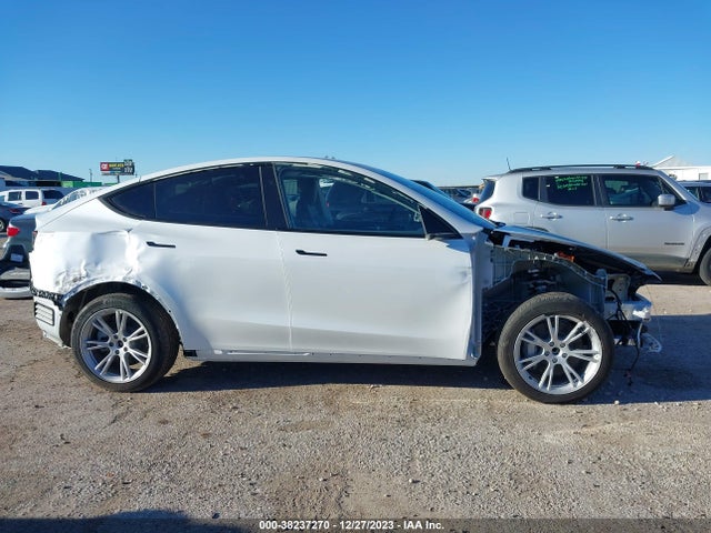 7SAYGDEE9PA155636 Tesla Model Y